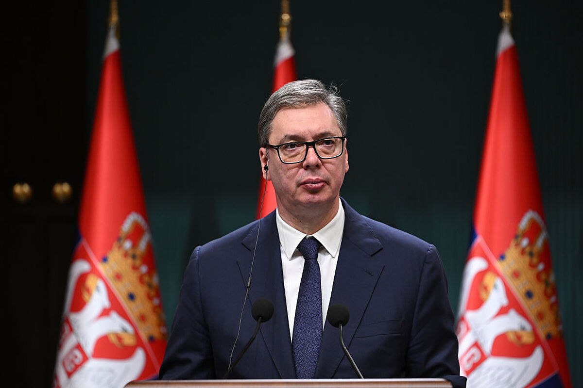 Сербиядин президент къуллугъдилай хъфизва
