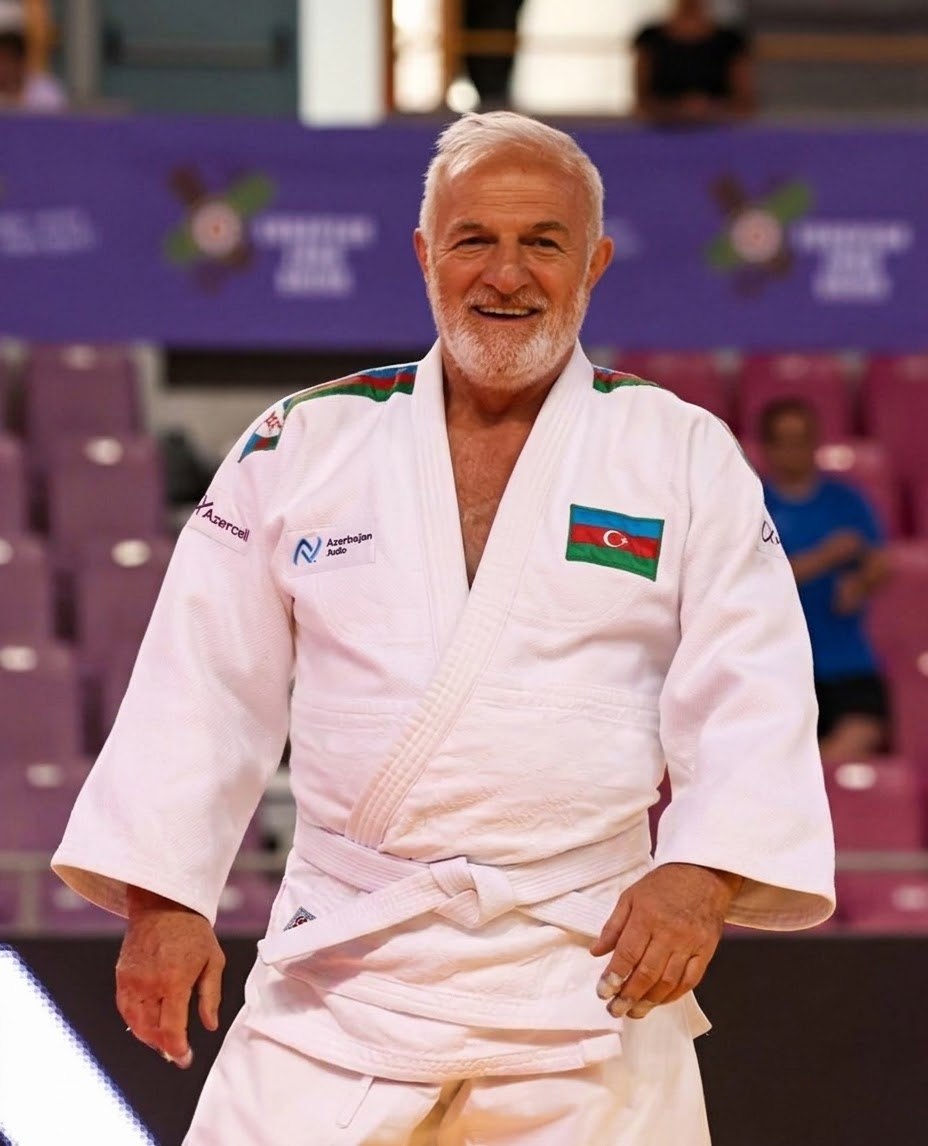 Чи кцlаржув Фаргьад Ражабли 12 лагьай сеферда Европадин чемпион хьана.